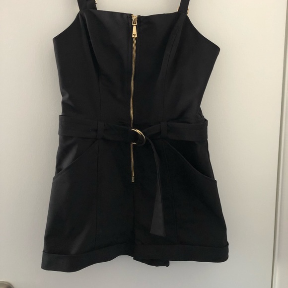 Black guess romper - Picture 2 of 3